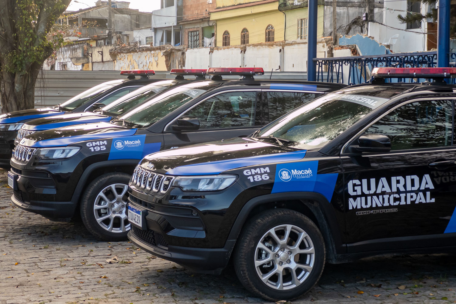 Macaé realiza maior entrega de equipamentos e viaturas da história da Guarda Municipal durante as comemorações do aniversário da cidade Macaé realiza maior entrega de equipamentos e viaturas da história da Guarda Municipal durante as comemorações do aniversário da cidade