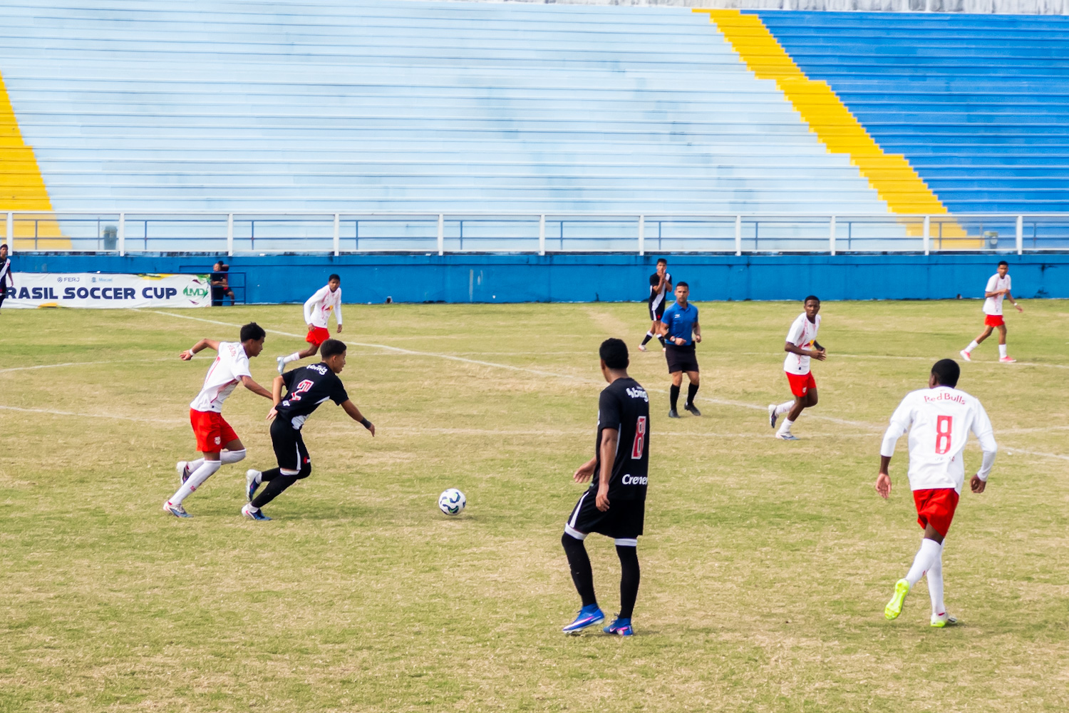 Brasil Soccer Cup Sub-16: Vasco e Flamengo na decisão