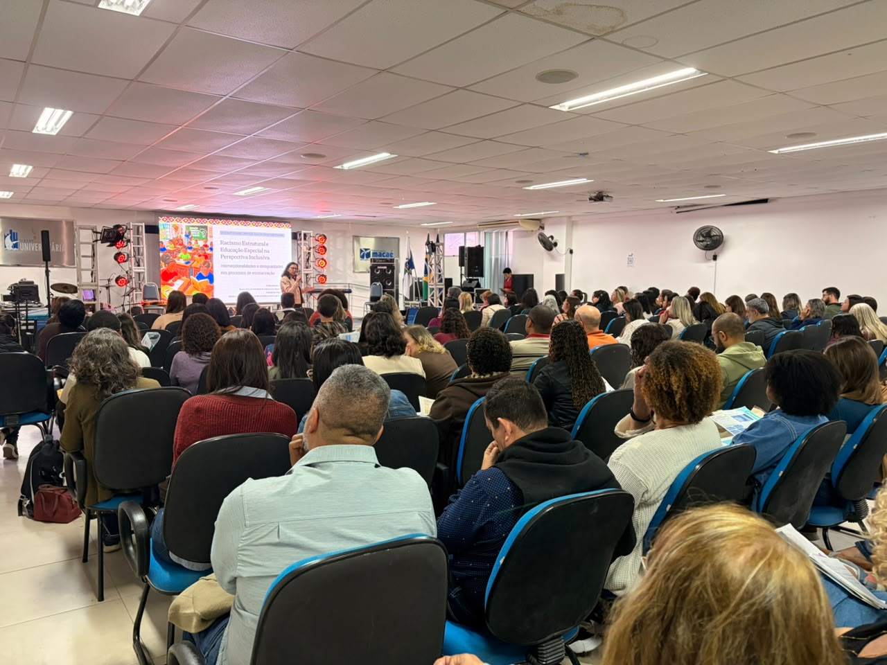 Educação inicia 2º semestre letivo com acolhimento e formação sobre as relações étnico-raciais