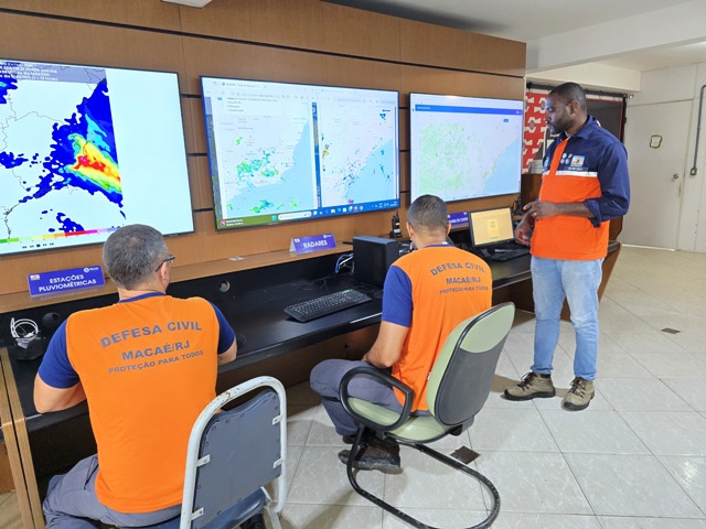 Informe da Defesa Civil traz previsão de pancadas de chuva para o fim de semana