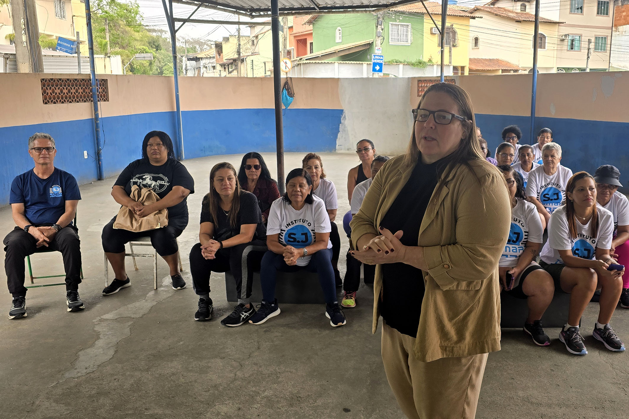 A técnica da Seleção Brasileira de Karatê Samara Jardim ministrou palestra para mulheres