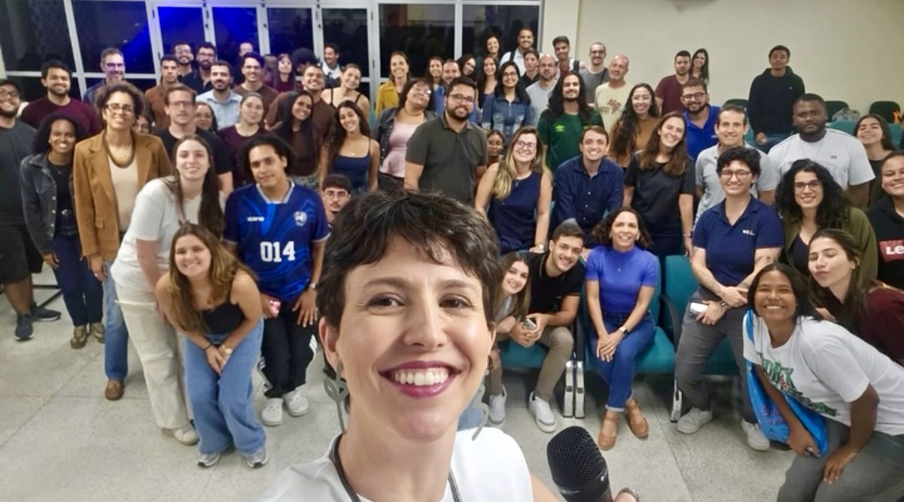 Coordenadoria de Políticas para a Juventude participa do encerramento do IPOLITEC UFRJ 2026