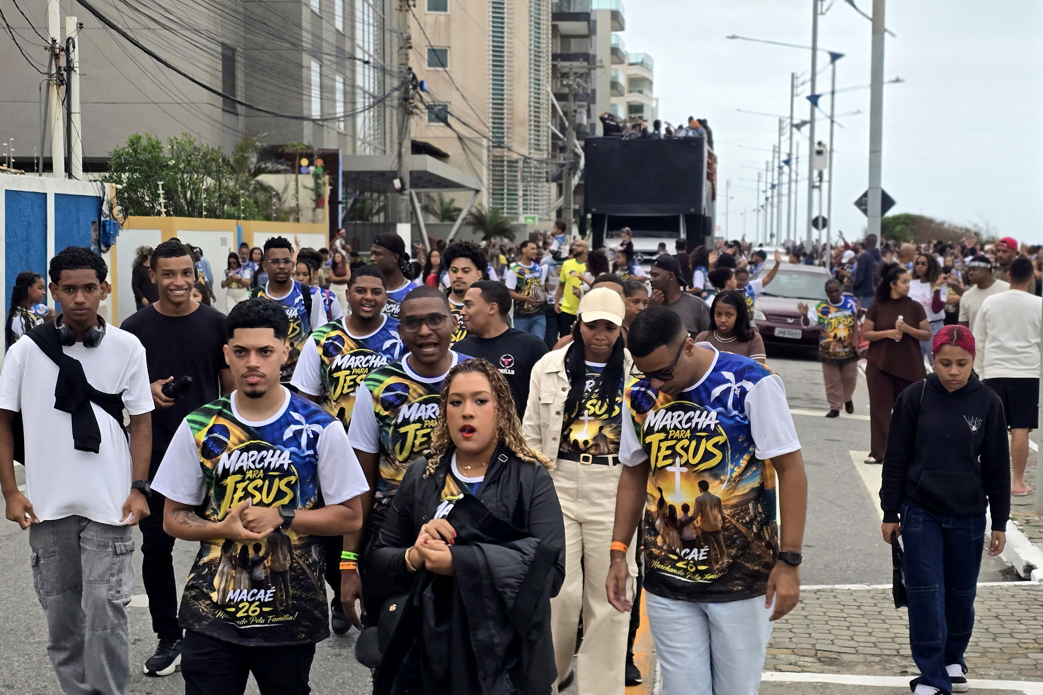 Macaé celebra fé e união na 17ª Marcha para Jesus