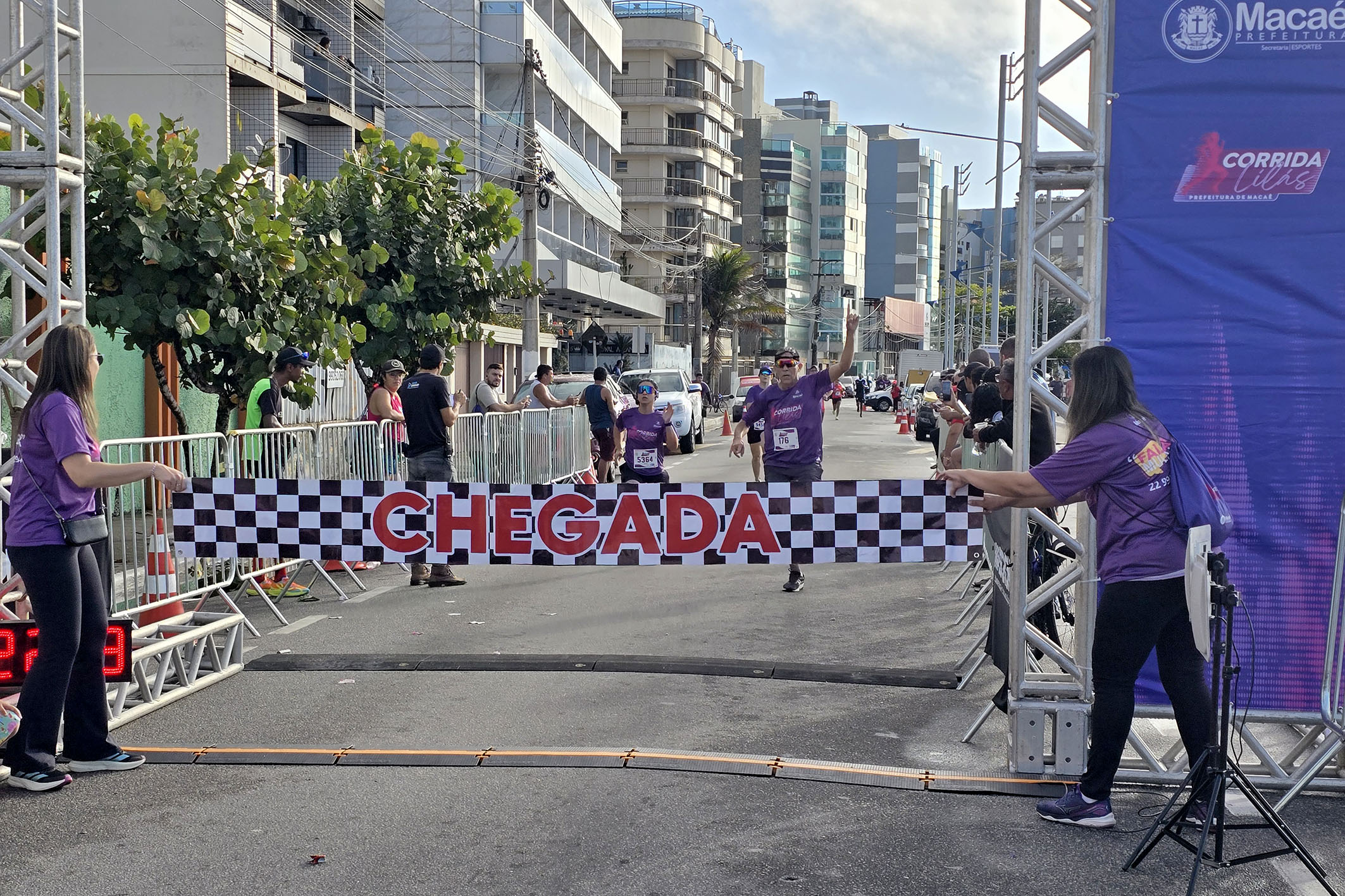 Trânsito da Avenida Atlântica terá alterações para a Corrida Lilás