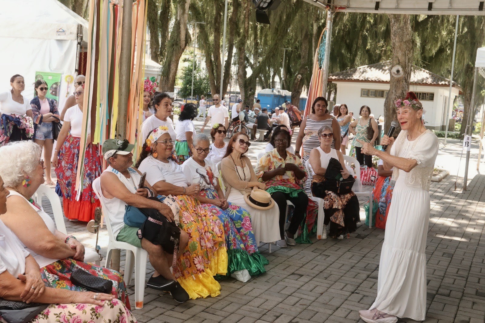 Feira Cultural do Bem-Estar reúne atividades de autocuidado, cultura e lazer no Centro de Macaé