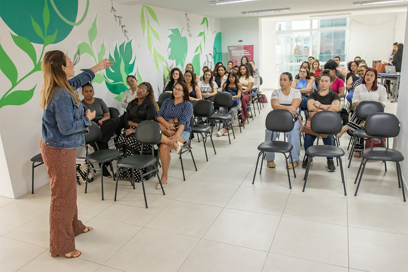 Profissionais de enfermagem participam de capacitação em emergências obstétricas
