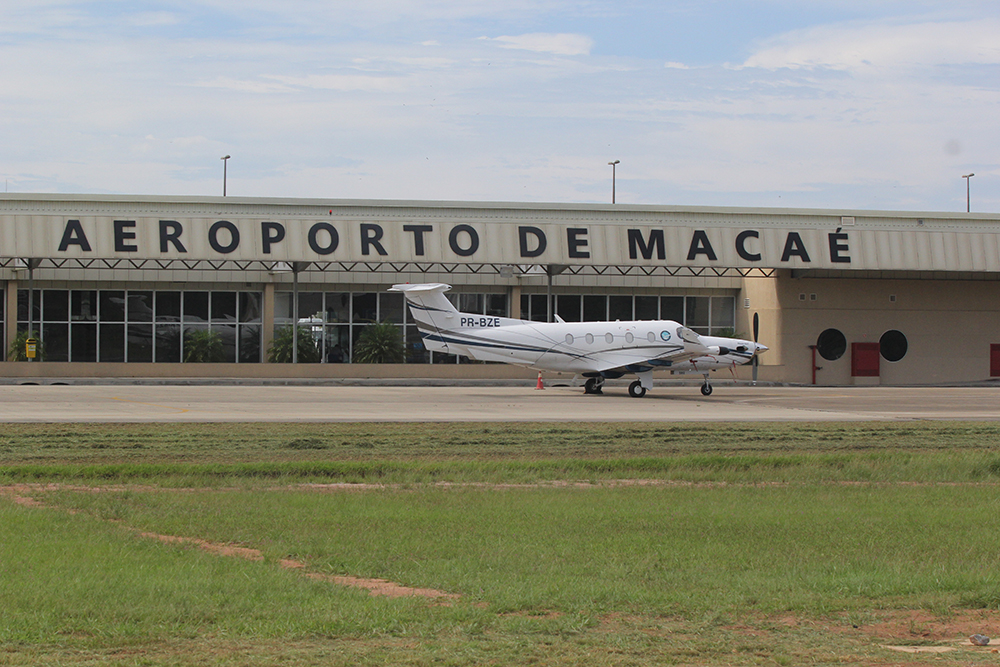 Aeroporto de Macaé inaugura pista nesta terça
