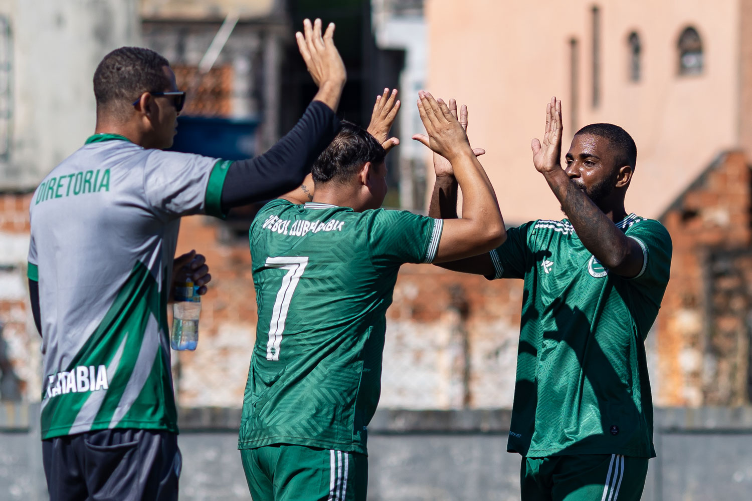 Agenda esportiva: futebol e corrida de rua vão movimentar Macaé no final de semana