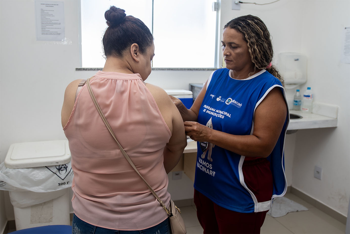 Gestão de Pessoas reforça compromisso com a saúde dos servidores em ação de imunização