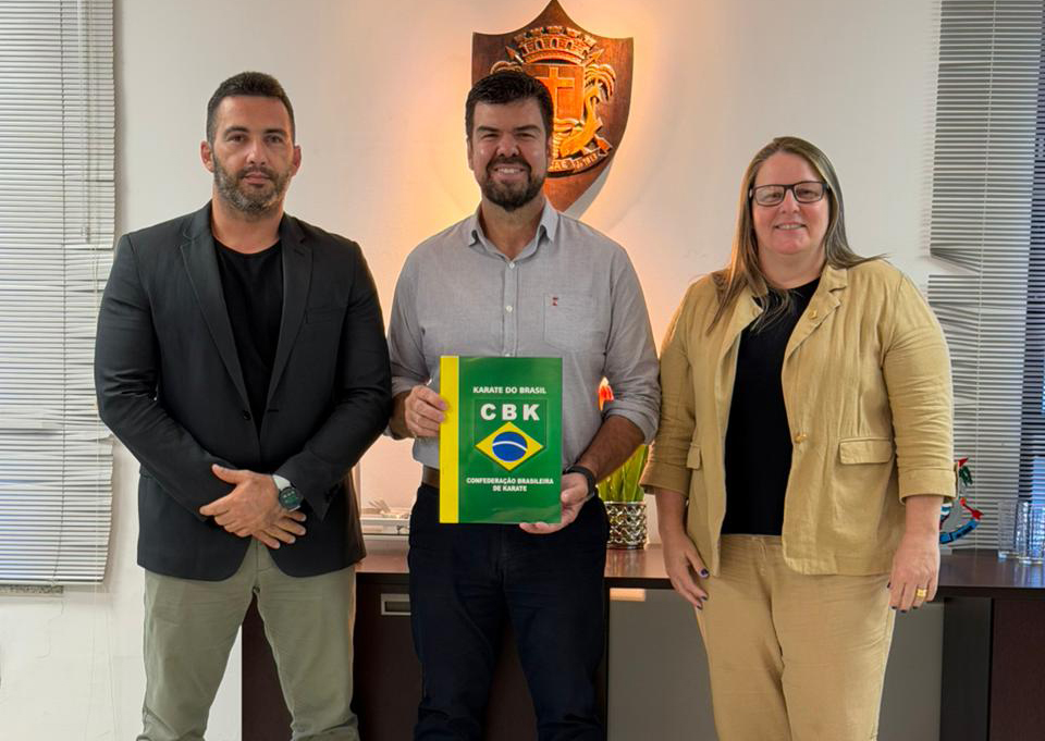 Macaé avança para sediar Pan-Americano de Karatê em 2026 após encontro entre Samara Jardim, prefeito Welberth Rezende e presidente da CBK