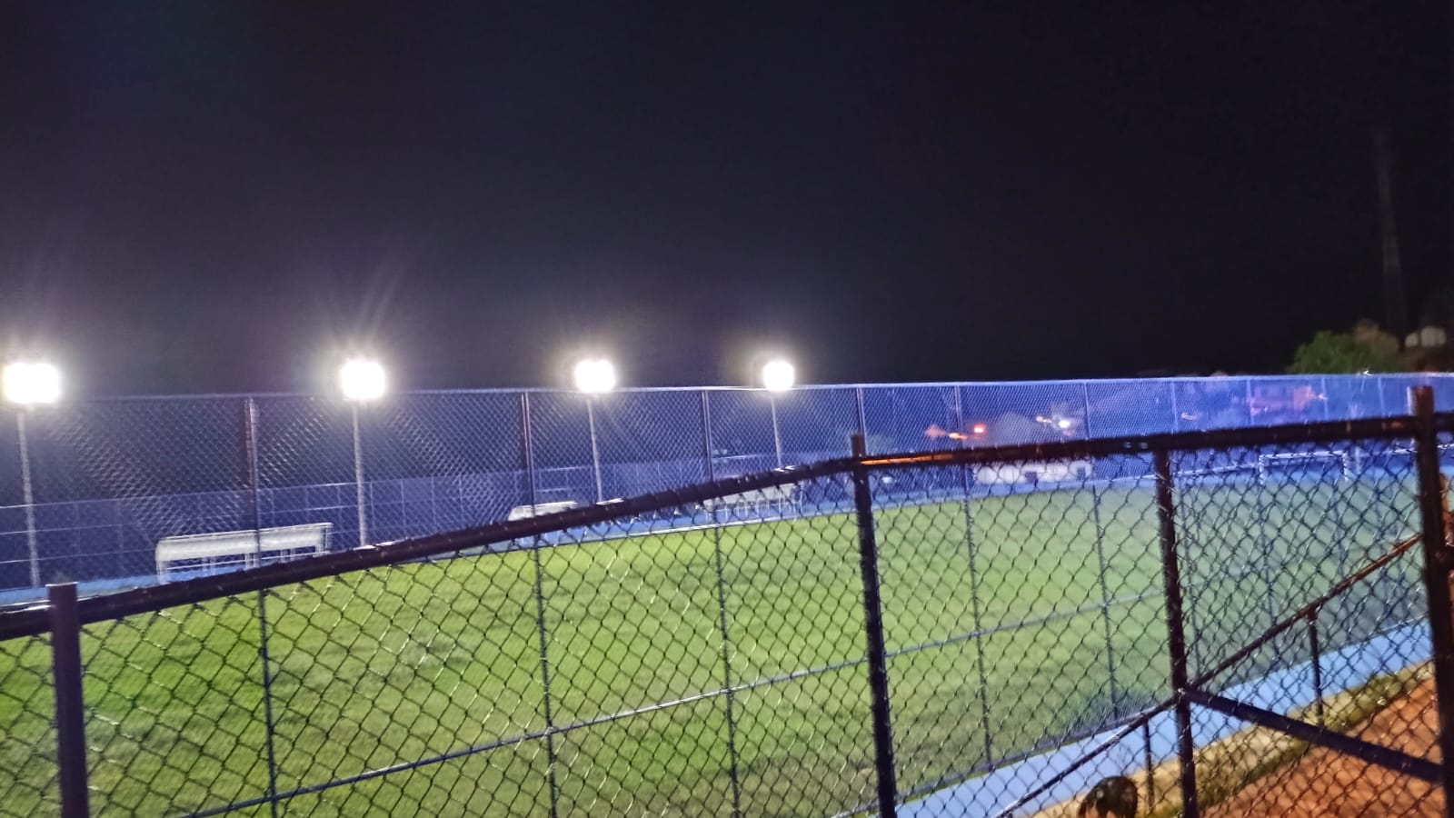 Prefeitura realiza revitalização no Campo do Frade