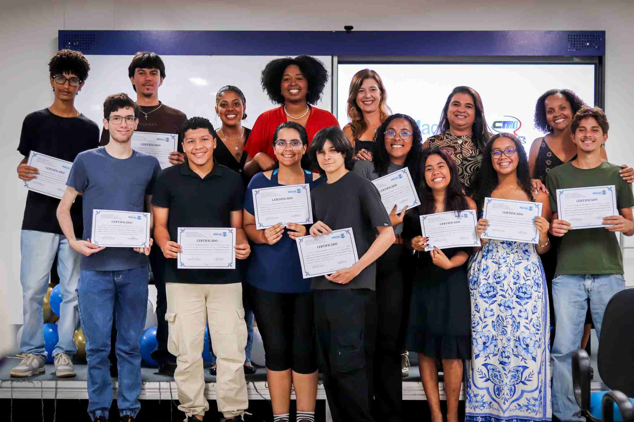Jovens macaenses se formam no Centro Municipal de Idiomas
