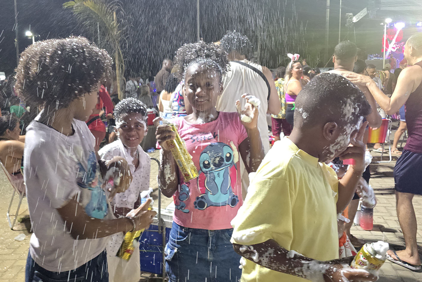 Carnaval da Alegria transforma o Bar do Coco em espaço de música, convivência e celebração familiar