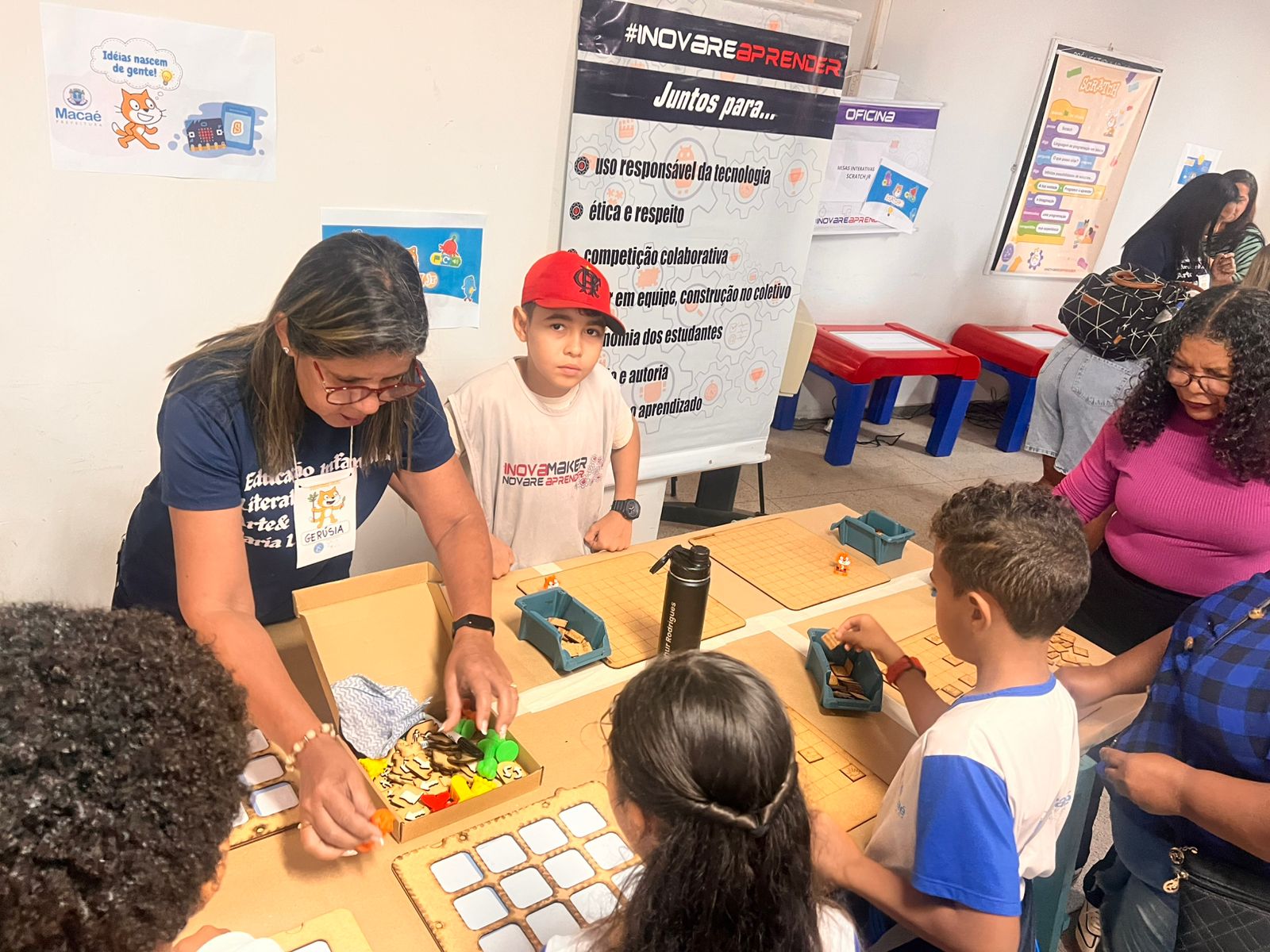 Scratch Day reúne estudantes, educadores e famílias em celebração à inovação, inclusão e democratização da computação