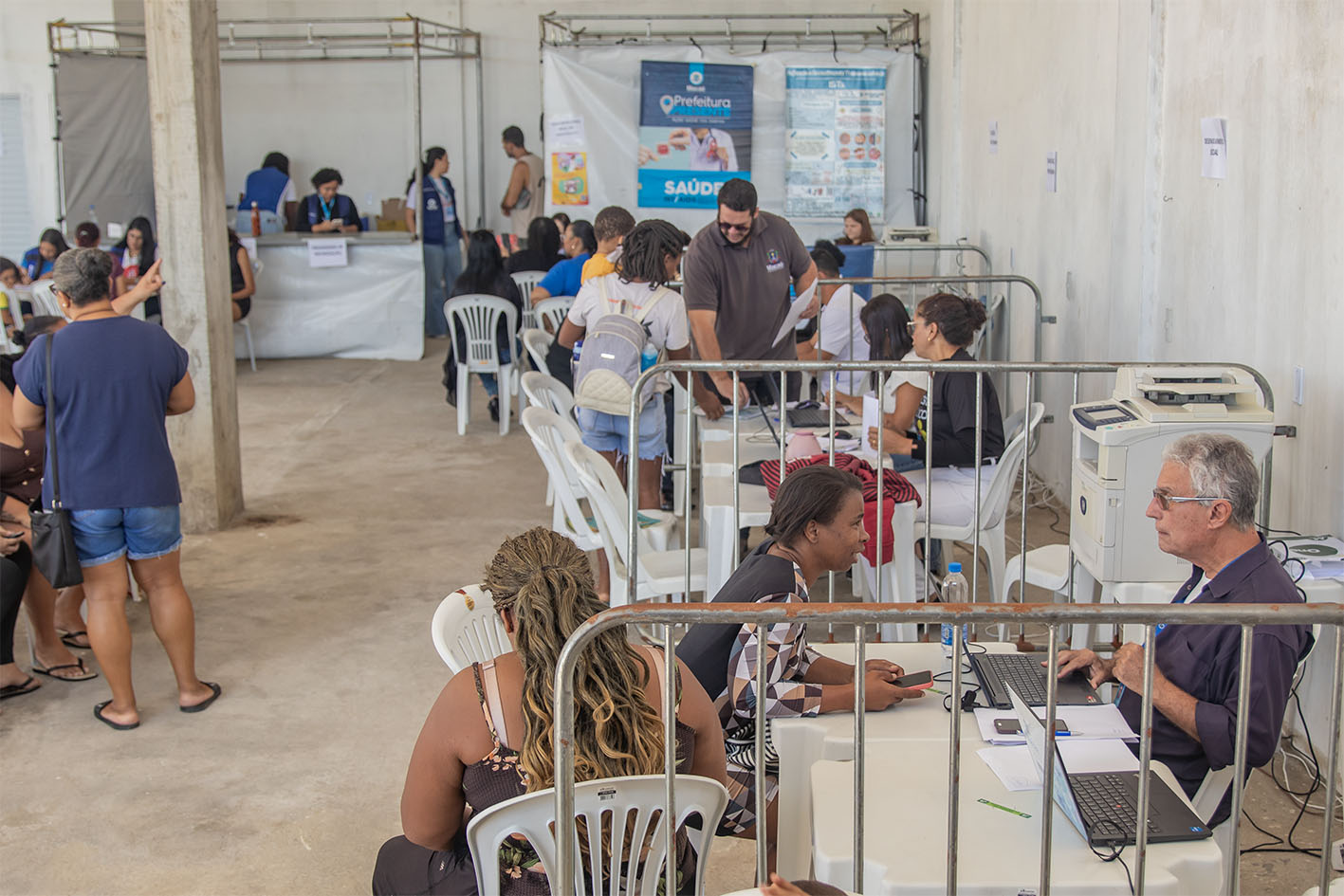 Prefeitura Presente nos Bairros leva serviços essenciais a Santo Amaro e fortalece vínculo com a comunidade