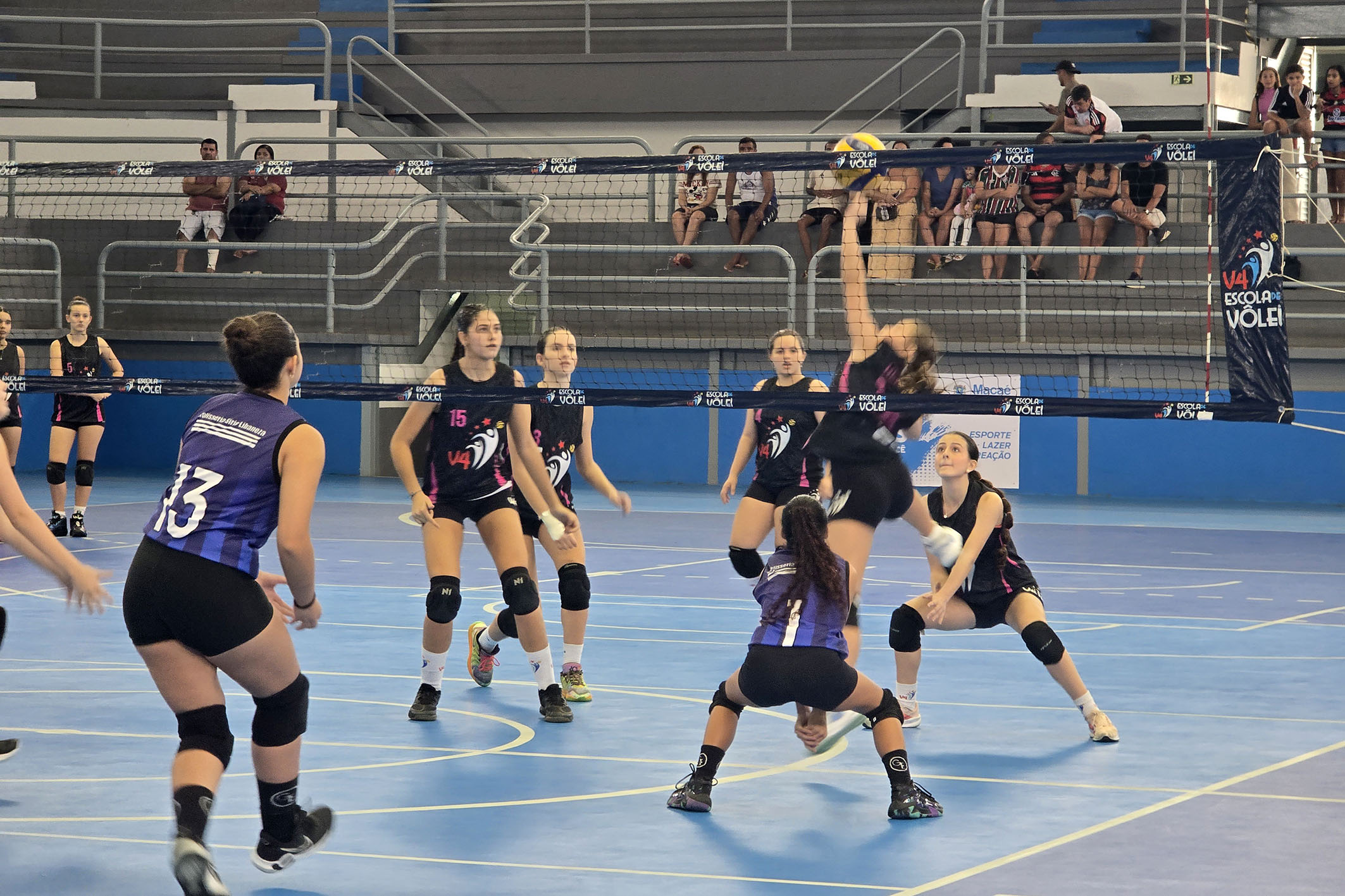 Corrida e vôlei movimentam o fim de semana esportivo em Macaé
