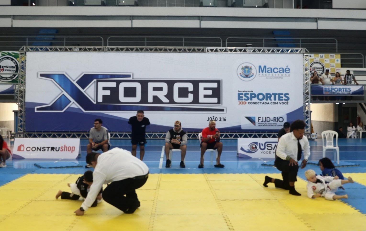 X Force Classic Fight reúne atletas de jiu-jitsu no Ginásio Poliesportivo de Macaé