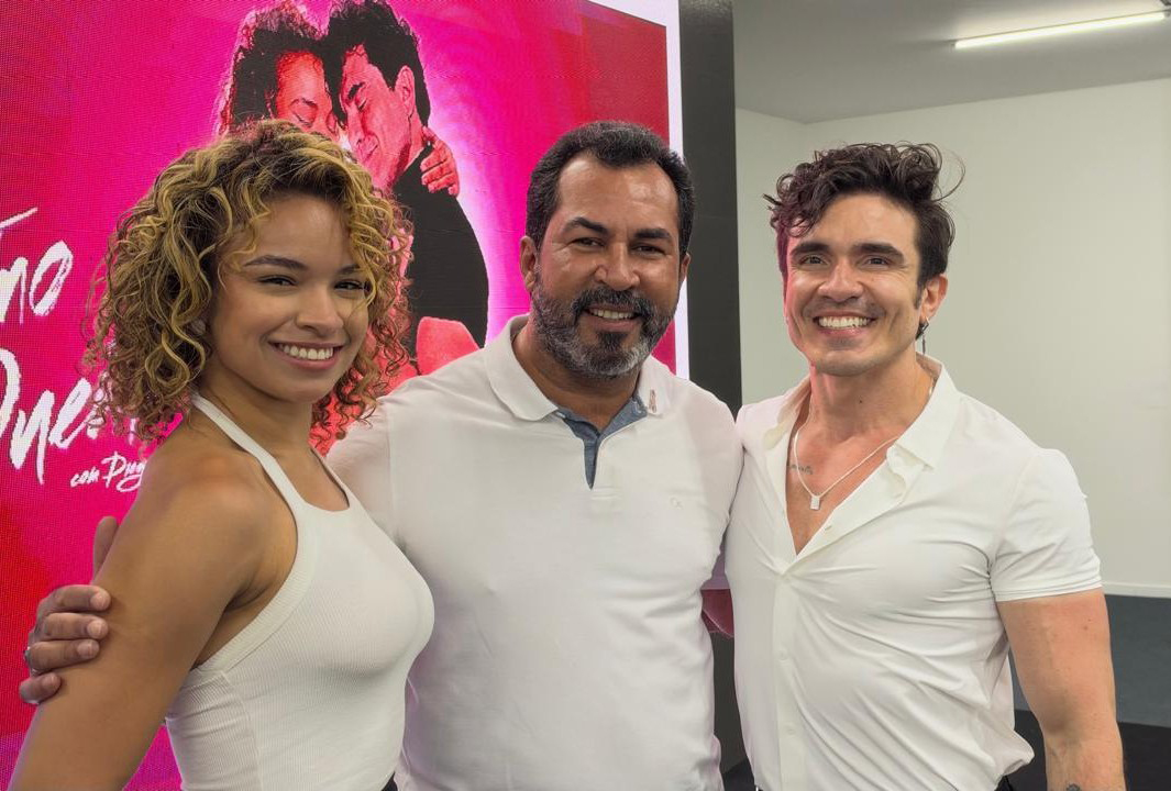 Diego Borges e Kátia Gouveia conduzem workshop no segundo dia da Semana do Servidor de Macaé